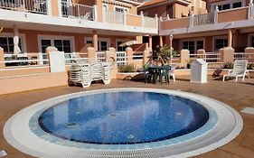 Apartamento Funcional En Residencial Con Piscina En Inmejorable Ubicacion En Centro De La Isla